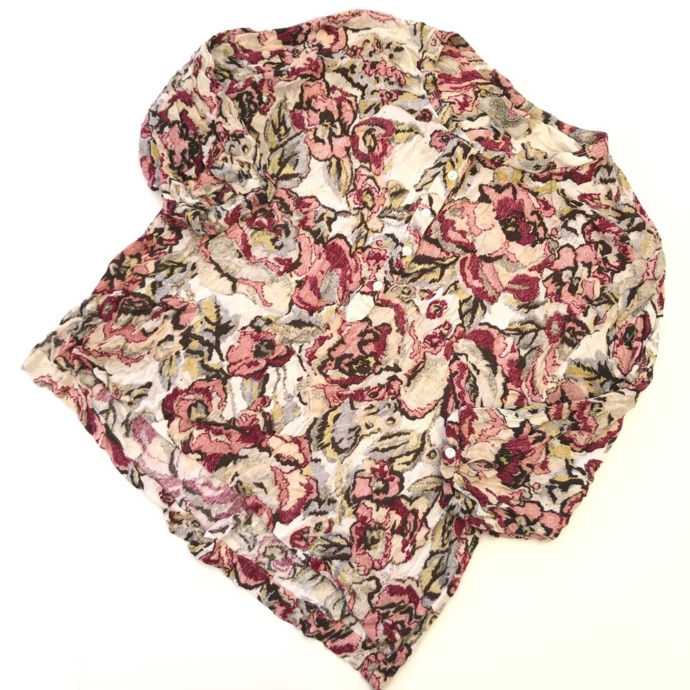 UO | Ecote Pink Floral 3/4 Sleeve Top Size Medium